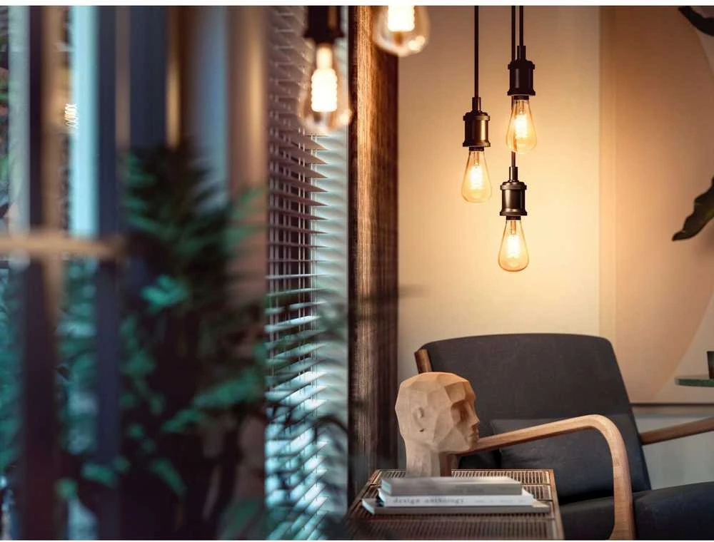 Philips Hue E27 W 7.2W Filament ST72