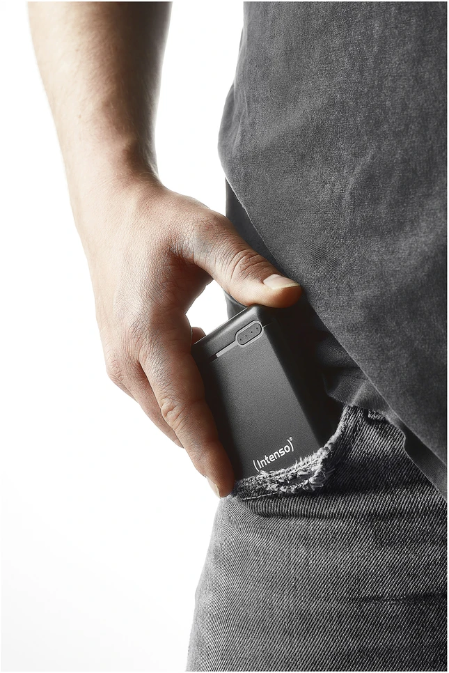 Intenso Powerbank XS10000 juoda 10000 mAh įsk. USB nuo A iki C tipo