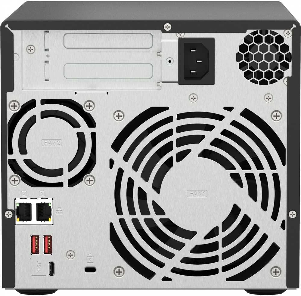 Serveris QNAP TS-473A + QSW-1105-5T Bundle Pack NAS Tower Ryzen Embedded V1500B 8 GB DDR4 0 TB QNAP Turbo System Juodas