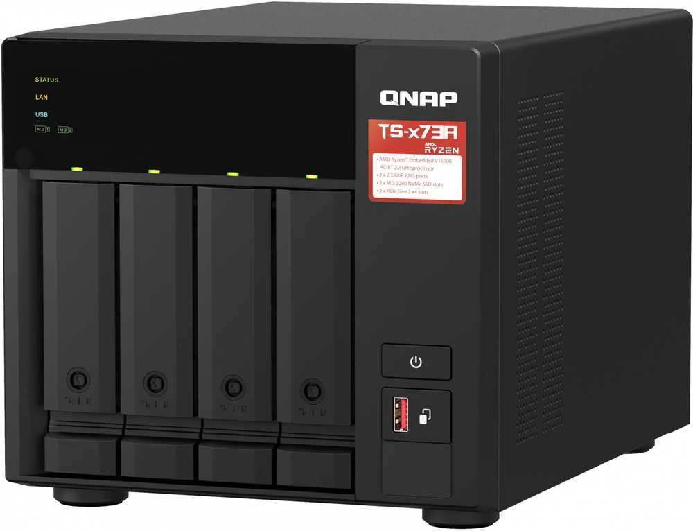 Serveris QNAP TS-473A + QSW-1105-5T Bundle Pack NAS Tower Ryzen Embedded V1500B 8 GB DDR4 0 TB QNAP Turbo System Juodas