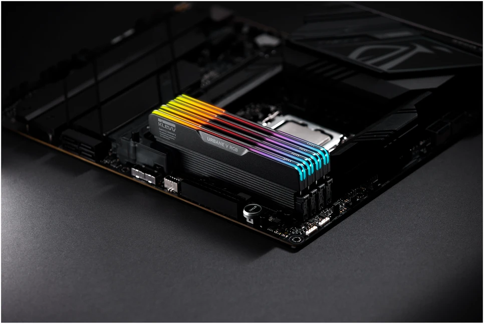 RAM Atmintis Klevv 32GB (16GBx2) Urban V RGB 6000 CL28 Juodas (KD5AGUA80-60B280V)