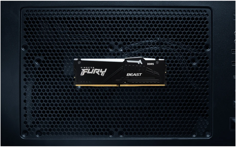 „Kingston Technology FURY Beast“ 64 GB 5600 MT/s DDR5 CL40 DIMM RGB atmintis