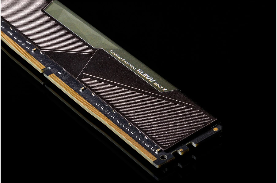 RAM 8GB KLEVV 3600 BOLT X