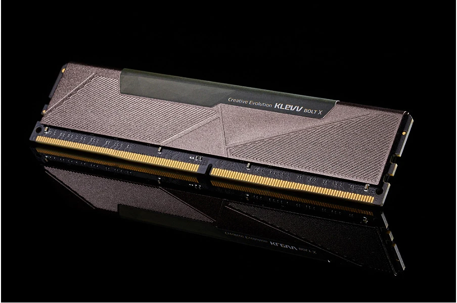 RAM 8GB KLEVV 3600 BOLT X