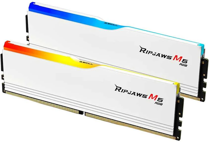 G.Skill Ripjaws M5 RGB RAM su šviesų efektais