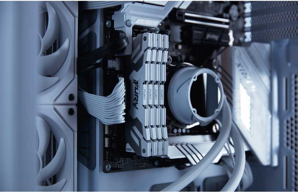 RAM Kingston KF564C32RWK2-32 32GB 6400MT/s DDR5 CL32 DIMM (Kit of 2) FURY Renegade Baltas XMP | Kingstonas