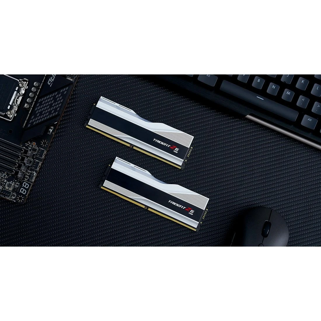 RAM G.Skill | Trident Z5 RGB | 32 GB | DDR5 | 6400 MHz | PC/serveris | Registered No | ECC No
