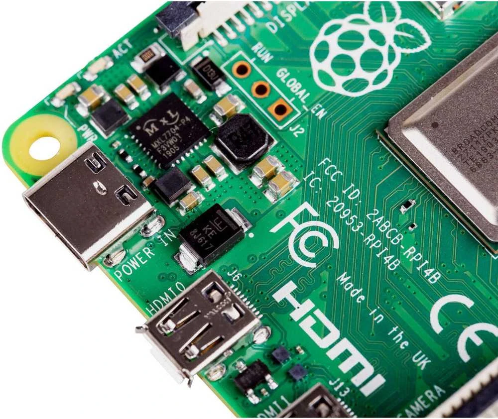 Raspberry Pi 4 modelis B WiFi DualBand Bluetooth 4GB RAM 1.8GHz