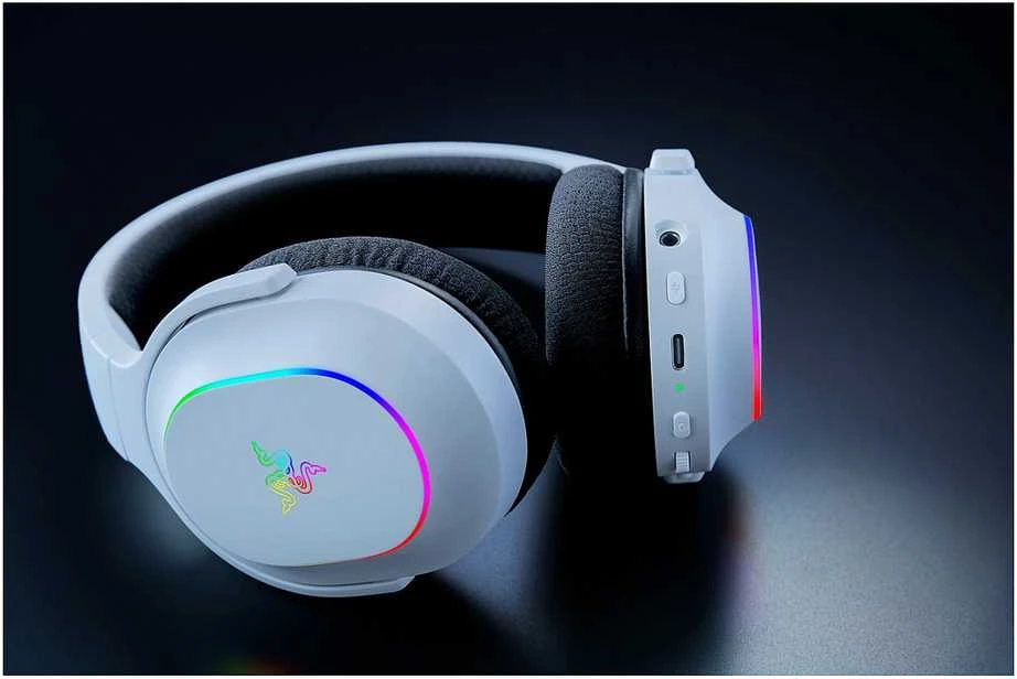 Razer | Ausinės Žaidimams | Barracuda X Chroma | Belaidės | Over-Ear | Mikrofonas | Belaidės | Baltas