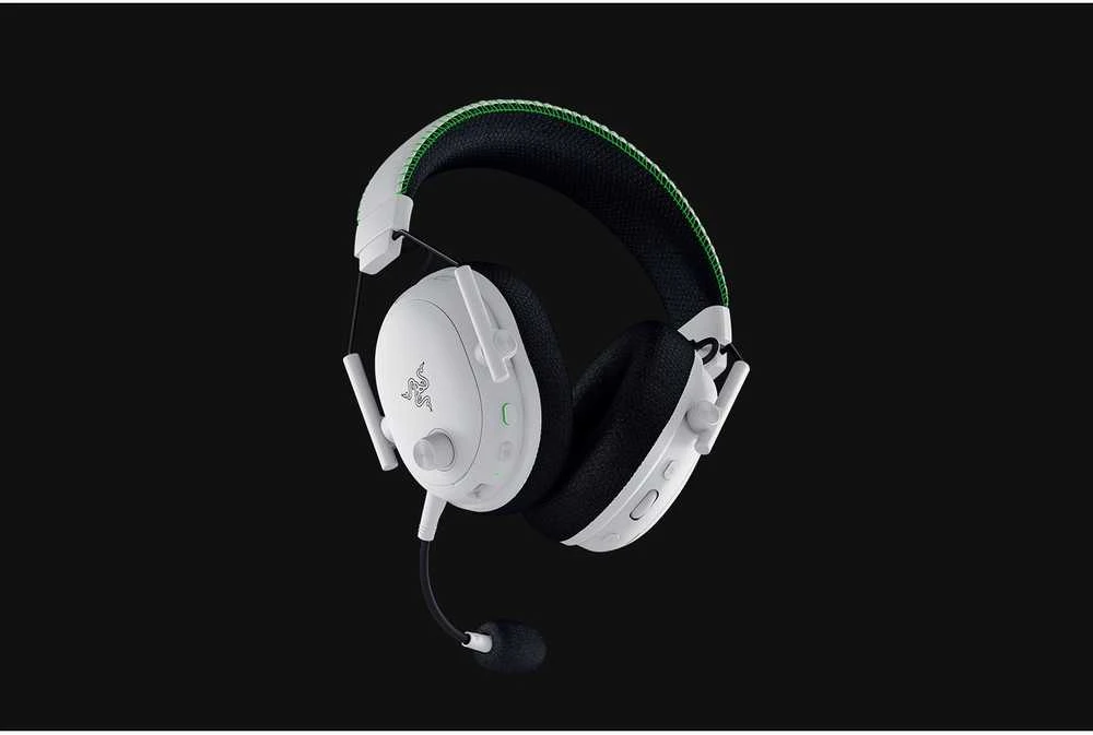 „Razer BlackShark V3 Pro“ žaidimų ausinės, skirtos „XBOX“, už ausų, belaidės, „Baltas“ | „Razer“