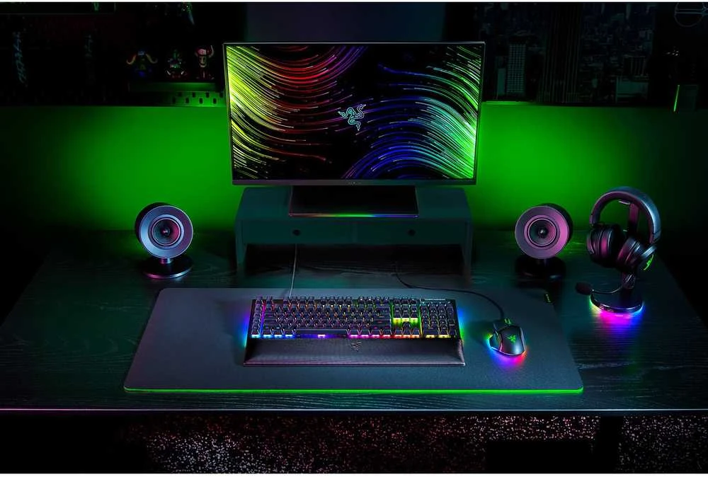 Razer BlackWidow V4 Klaviatūra žaidimams, USB - Geltona Switch, juodas