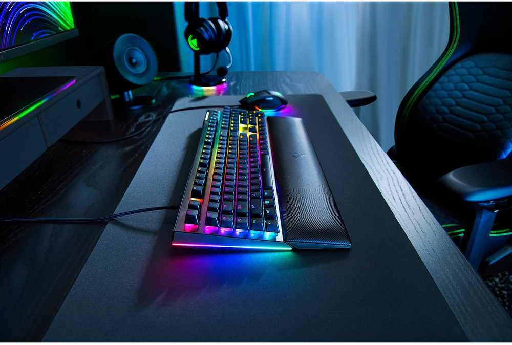 Razer BlackWidow V4 Klaviatūra žaidimams, USB - Geltona Switch, juodas