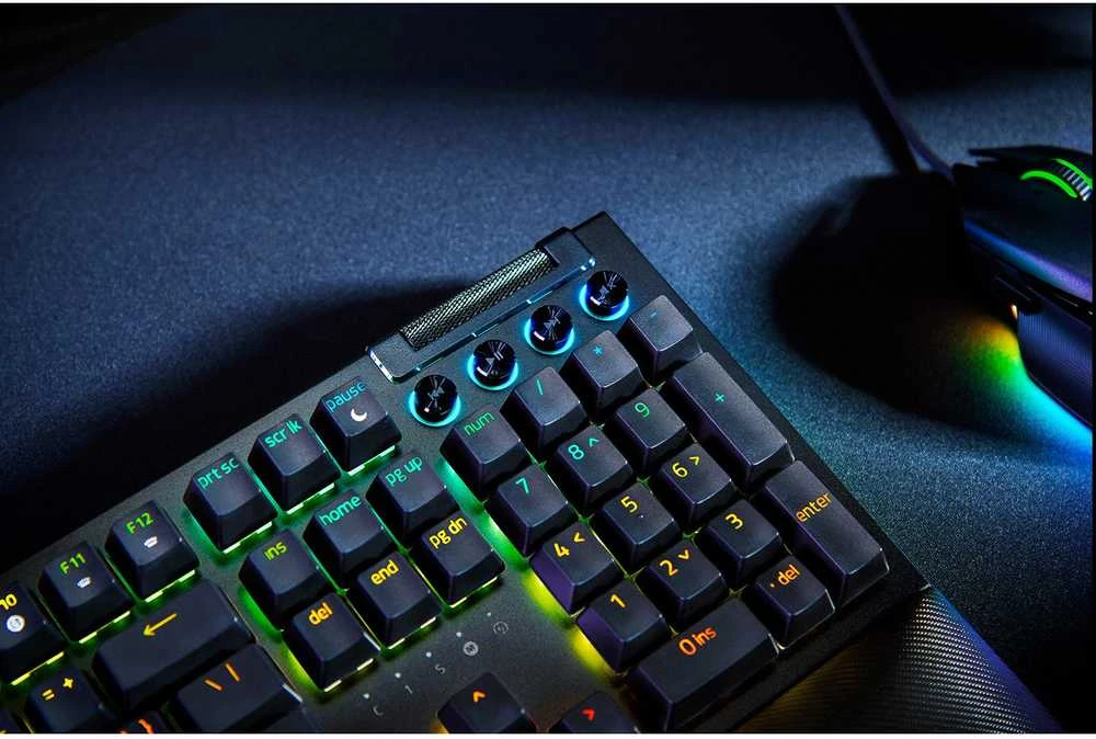 Razer BlackWidow V4 Klaviatūra žaidimams, USB - Geltona Switch, juodas