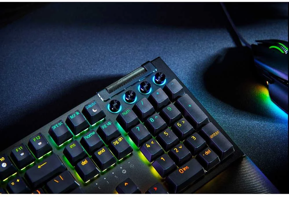 Razer BlackWidow V4 Klaviatūra žaidimams, mechanisch, RGB Žalias Switch, juodas