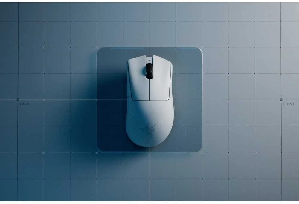 Razer DeathAdder V3 Pro belaidė pelė žaidimamas, Baltos spalvos
