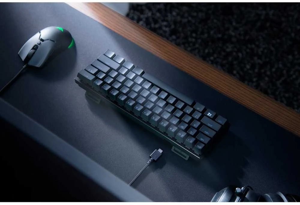 Klaviatūra Razer Huntsman Mini (juodas. DE-išdėstymas. Razer Linear Optical (Raudona))