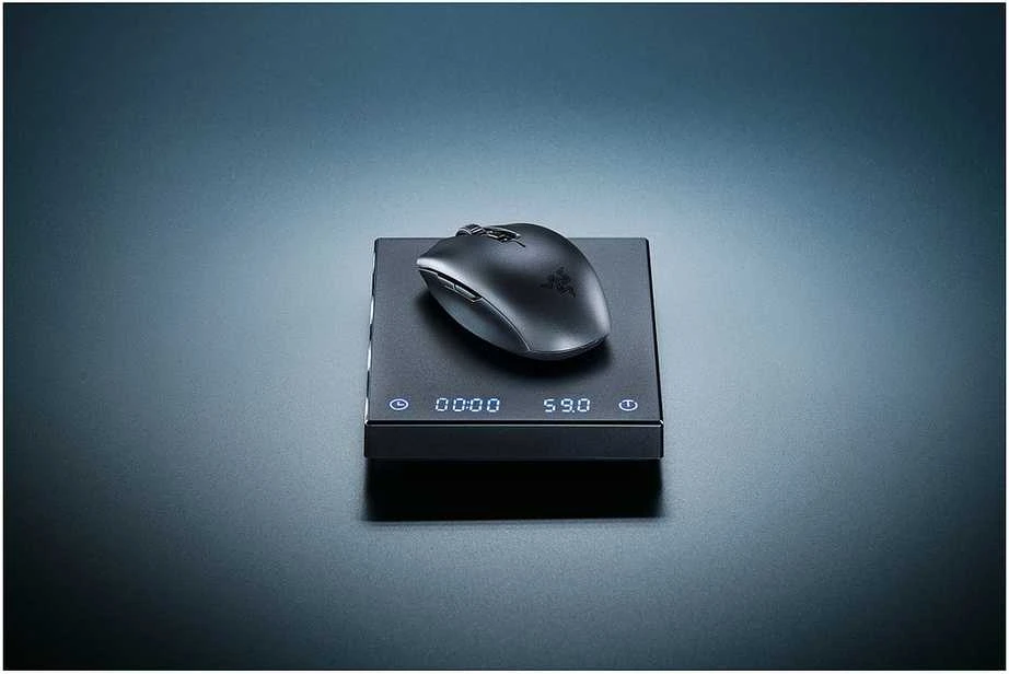 Ultra-Lengva Belaidė Žaidimų Pelė Razer Orochi V2, Balta