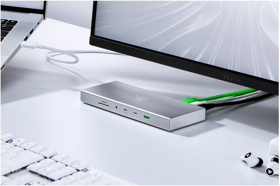 Razer USB 4 dokas - Mercury Baltas - EU