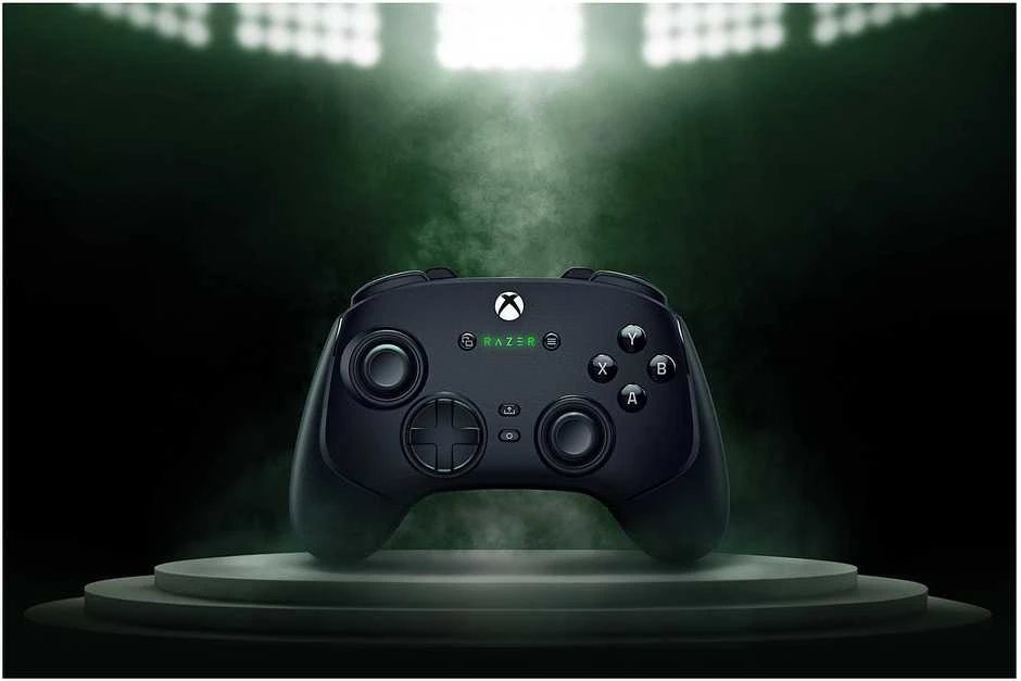 Razer „Wolverine V3 Pro 8K“ kompiuteris