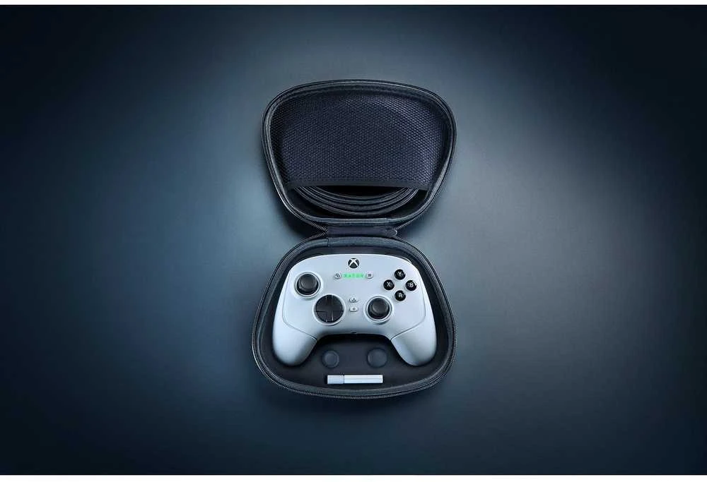 „Razer“ | Žaidimų valdiklis, skirtas „XBOX Series X/S“ ir asmeniniam kompiuteriui | „Wolverin V3 Pro“