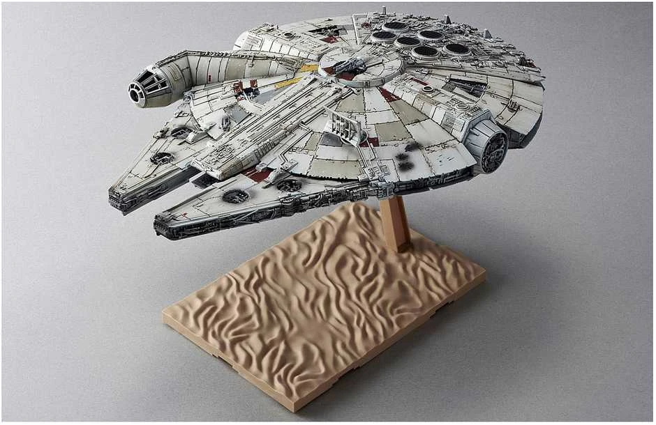 Revell – Star Wars Millennium Falcon (Bandai), 1/144, 01211