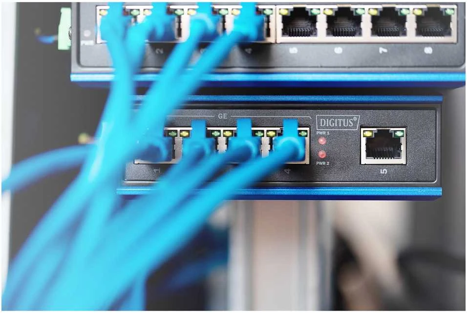 Šakotuvas Digitus INDUSTRIAL 5-PORT GIGABITSWITCH - DIN RAIL EXTENDED TEMP RANGE