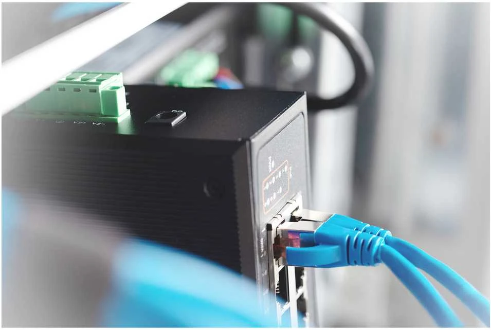 Šakotuvas Digitus INDUSTRIAL 7XGIGABIT POE SWITCH - 1XPD-PORT EXTENDED TEMP IN