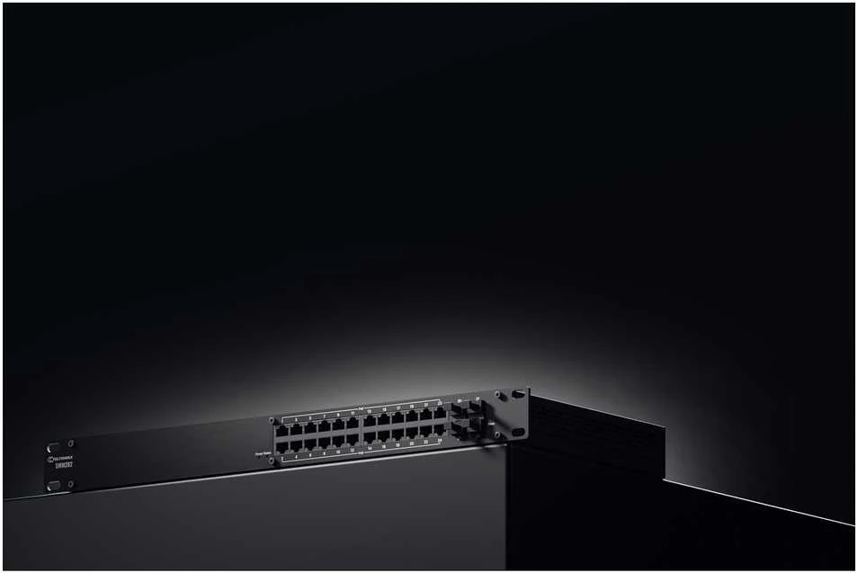 Šakotuvas „Teltonika SWM282 PoE+“ valdomas komutatorius | SWM282 | Daugiasluoksnis valdomas | SFP jungtys kiekis: 4