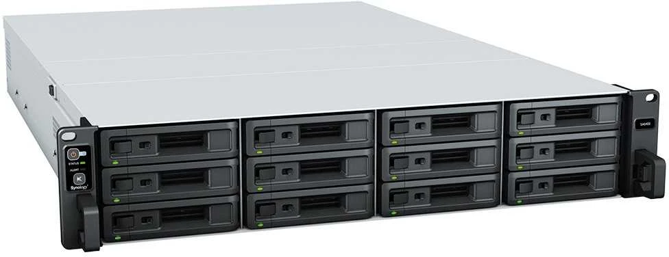 Serveris Synology SA6400