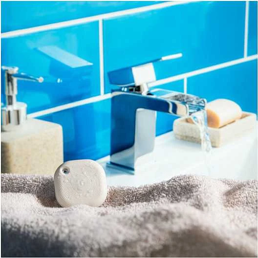 Shelly BLU Button Tough 1 Bluetooth valdomas veiksmo ir scenų aktyvavimo mygtukas - kreminė