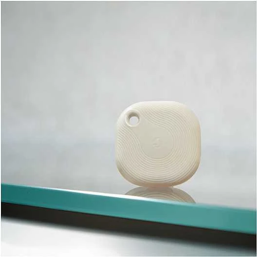 Shelly BLU Button Tough 1 Bluetooth valdomas veiksmo ir scenų aktyvavimo mygtukas - kreminė