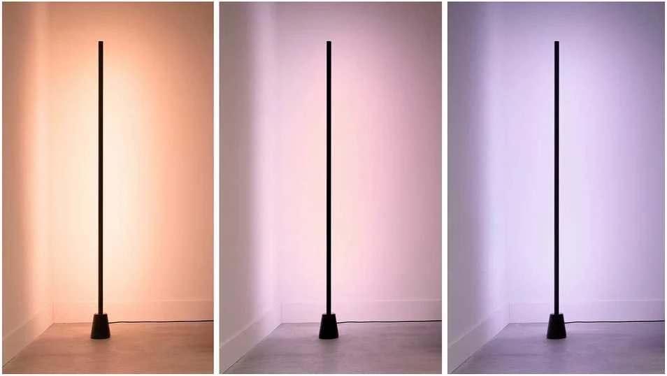 Wiz Gradientinis toršeras RGB „Bluetooth“ Matter juodas - Vieda lampa 929004732801 (8719514865273)