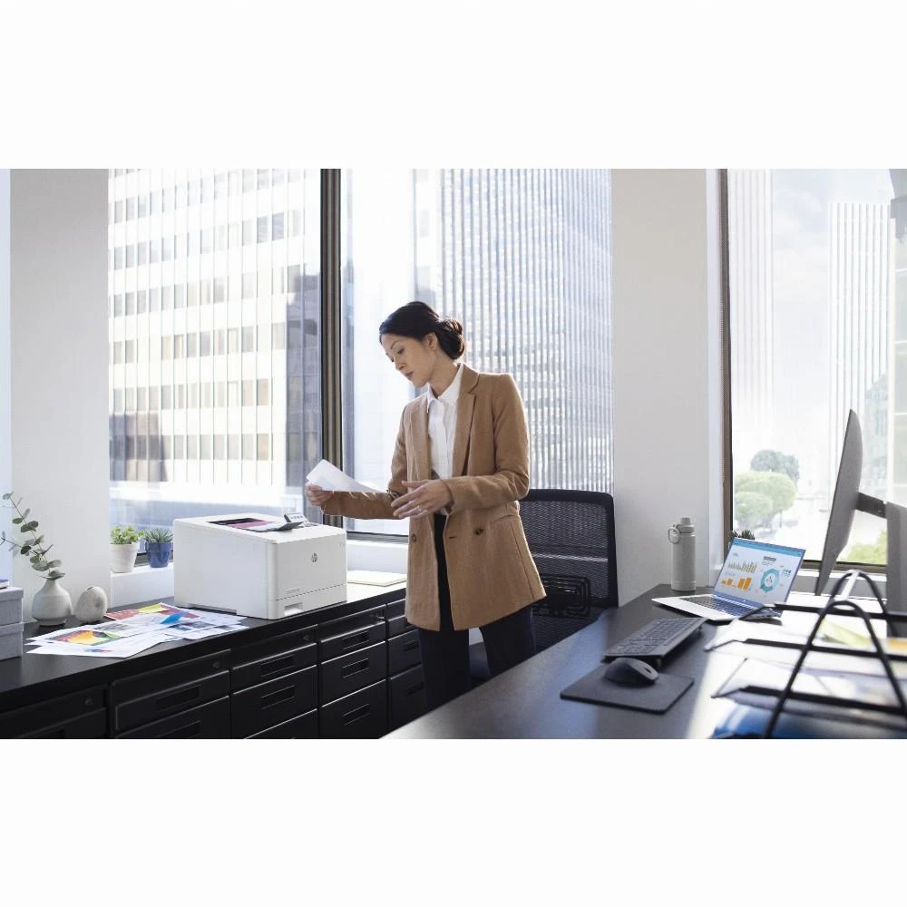 Hewlett Packard (HP) HP Color LaserJet Enterprise M455dn Spausdintuvas - A4 Color lazerinis, Spausdinimas, Automatinis dokumentų tiektuvas, Auto-Duplex, LAN, 27psl., 900-4800 puslapių per mėn.
