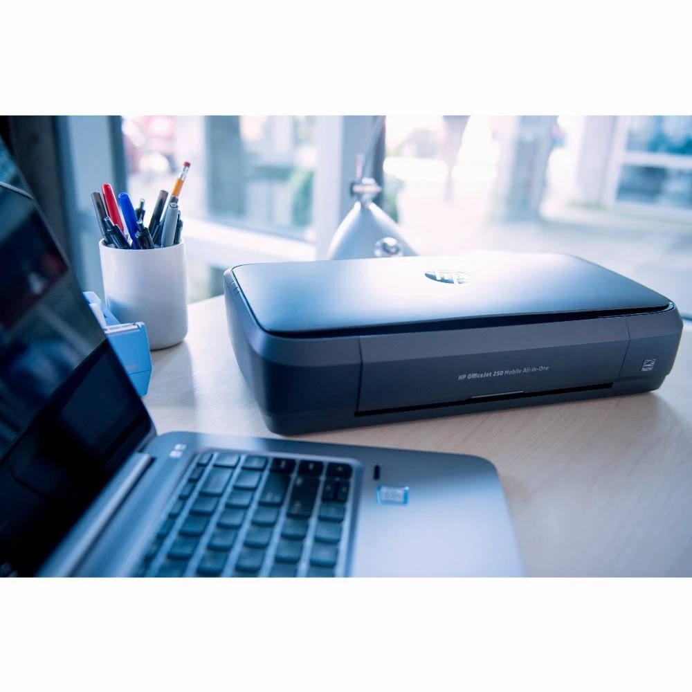 Hewlett Packard (HP) HP Officejet 200 Mobile Spausdintuvas spalvotas rašalinis A4 1200x1200 dpi 20 psl./min. nespalvotas 19 psl./min. spalvotas 50 lapų USB Wi-Fi