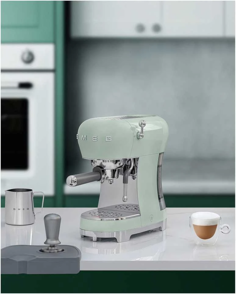 Kavos Aparatas - SMEG ECF02PGEU 15-Bar Pusiau automatinis Espresso Aparatas su Garų Antgaliu Žalia
