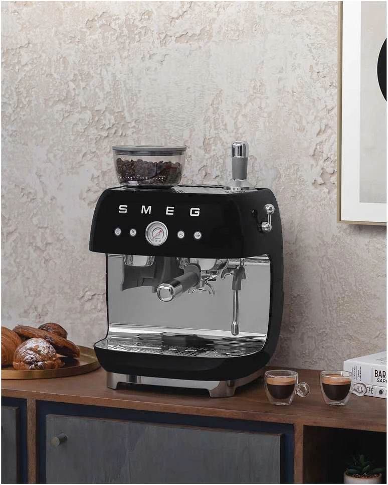 Kavos Aparatas - SMEG EGF03BLEU Pusiau automatinis Espresso su Malūnėliu, Dviejų Termoblokų, Juodas