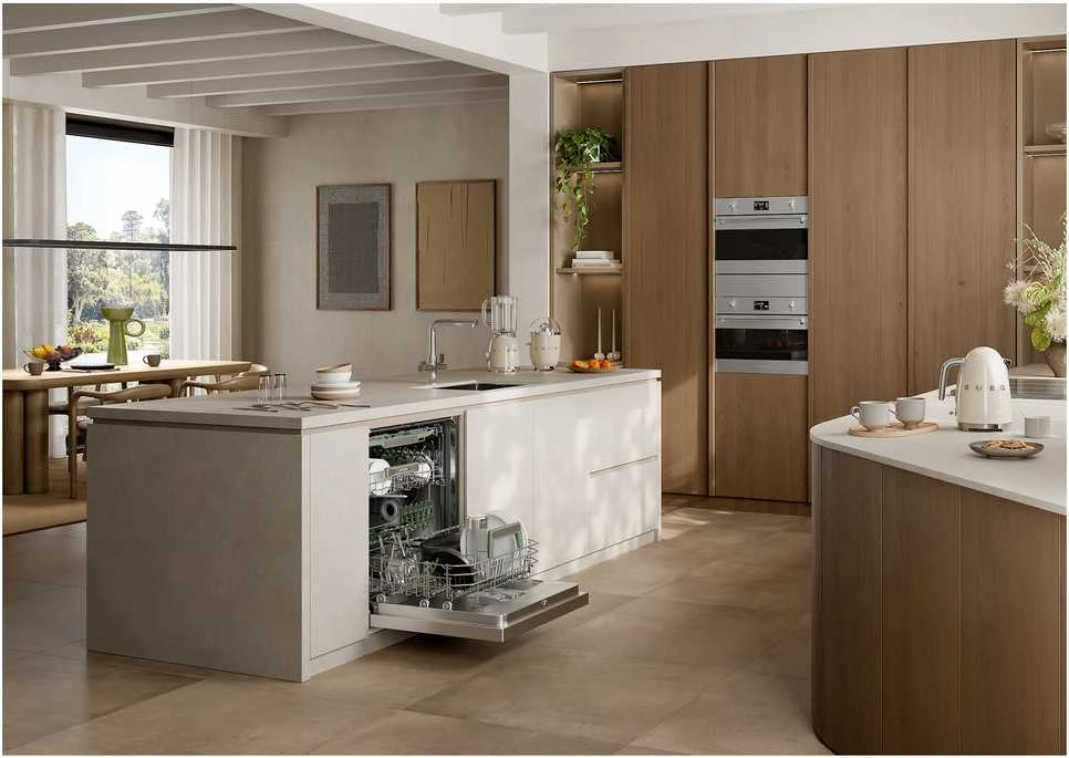 SMEG elektrinis virdulys KLF03CREU