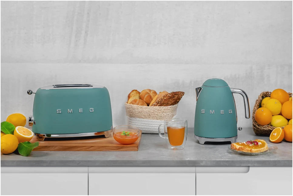 Elektrinis Virdulys - SMEG KLF03EGMEU 1.7L 2400W Automatinis Išjungimas Smaragdo Žalia