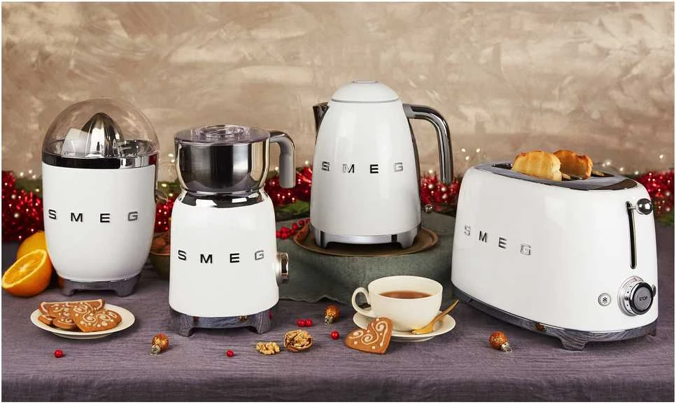 SMEG elektrinis virdulys KLF03WHEU