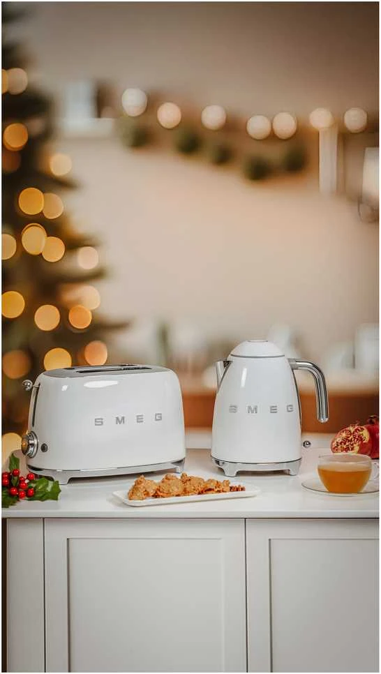 SMEG elektrinis virdulys KLF03WHEU
