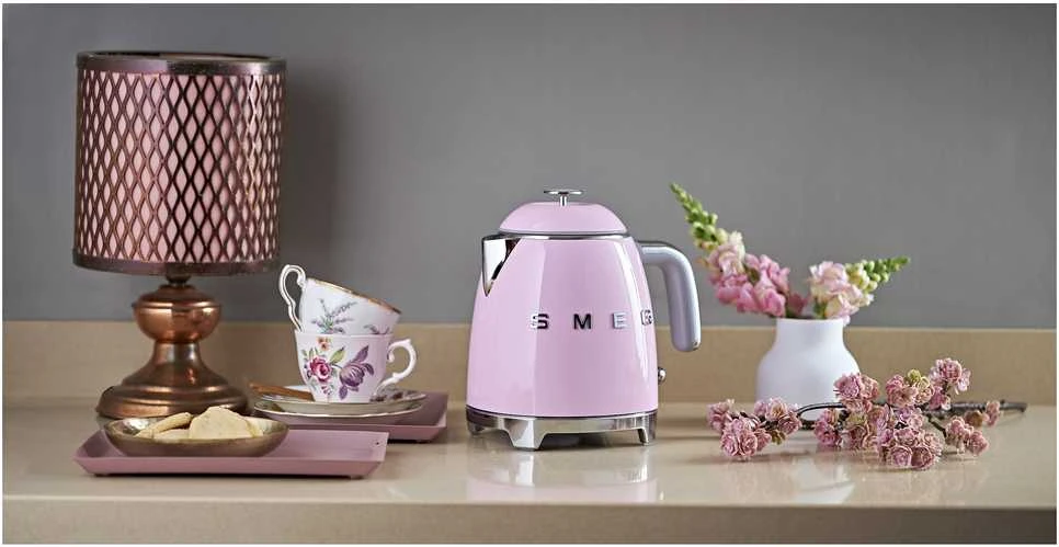 Virdulys Smeg KLF05PKEU 0.8 L 1400 W, Rožinis