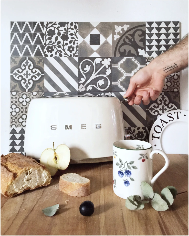 Smeg Skrudintuvas TSF01CREU, kreminės spalvos