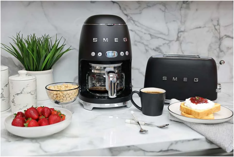Skrudintuvas Smeg TSF01BLMEU