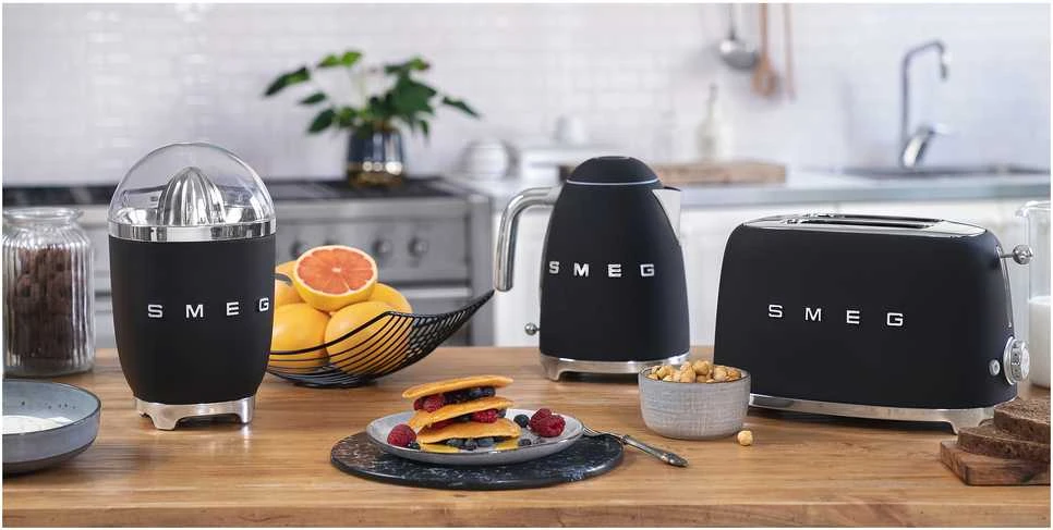 Skrudintuvas Smeg TSF01BLMEU
