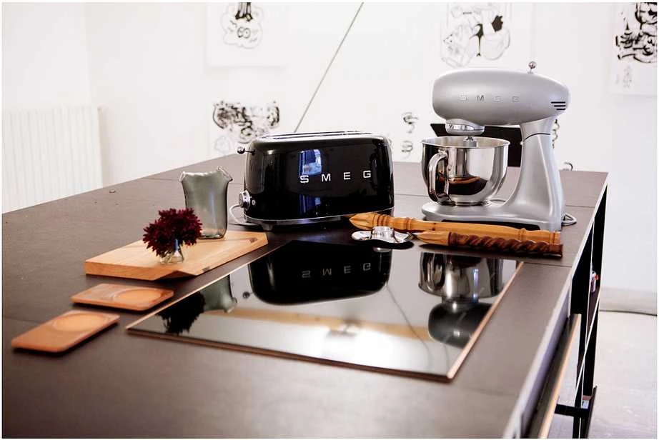 SMEG skrudintuvas TSF02BLEU
