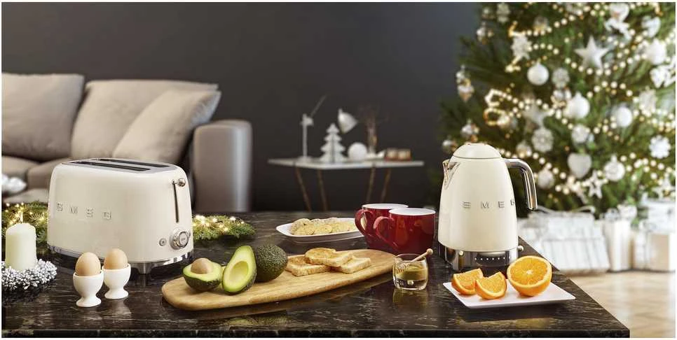 SMEG skrudintuvas TSF02CREU