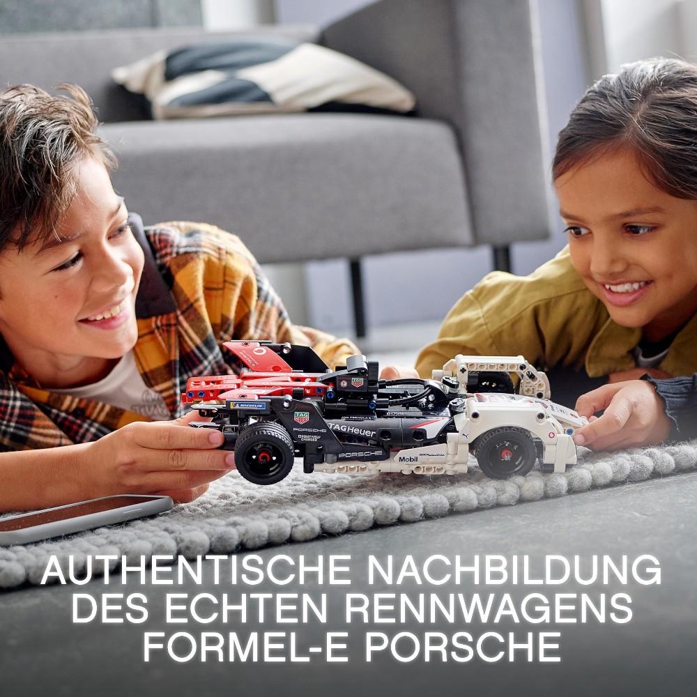 LEGO® Technic Formula E® Porsche 99X Electric (42137)
