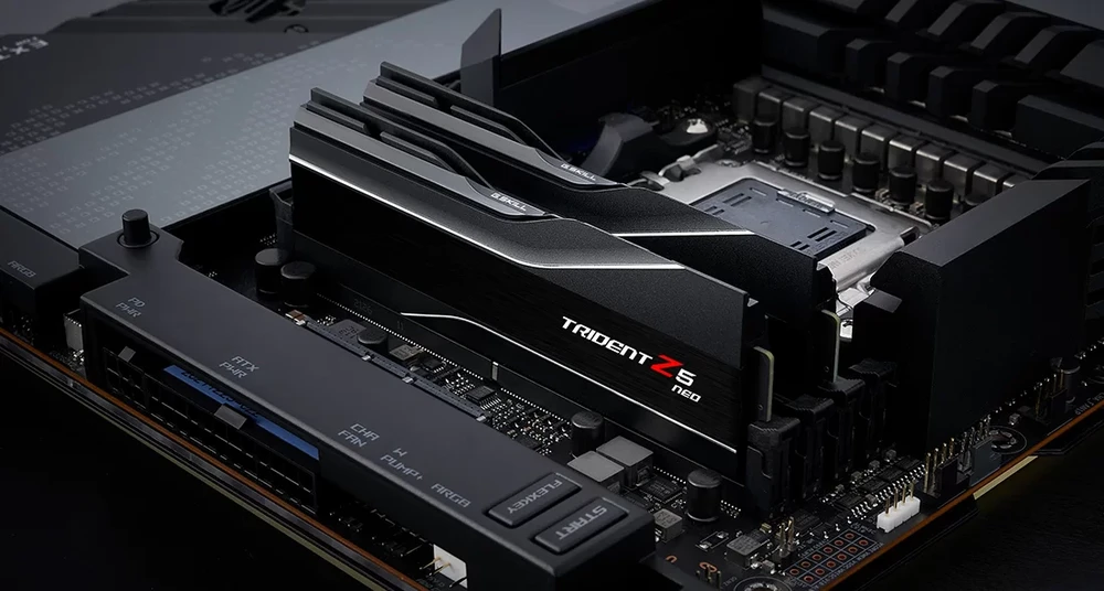 Stacionarių kompiuterių atmintis G.SKILL Trident Z5 Neo 32 GB (2 × 16 GB) DDR5-6000, CL30, 1,35 V, AMD EXPO / Intel XMP 3.0, juoda (F5-6000J3038F16GX2-TZ5N)