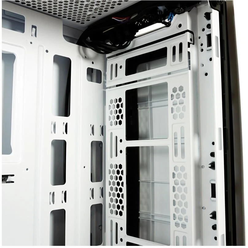 ATX 713W LC-Power Bright_Sail X Gaming