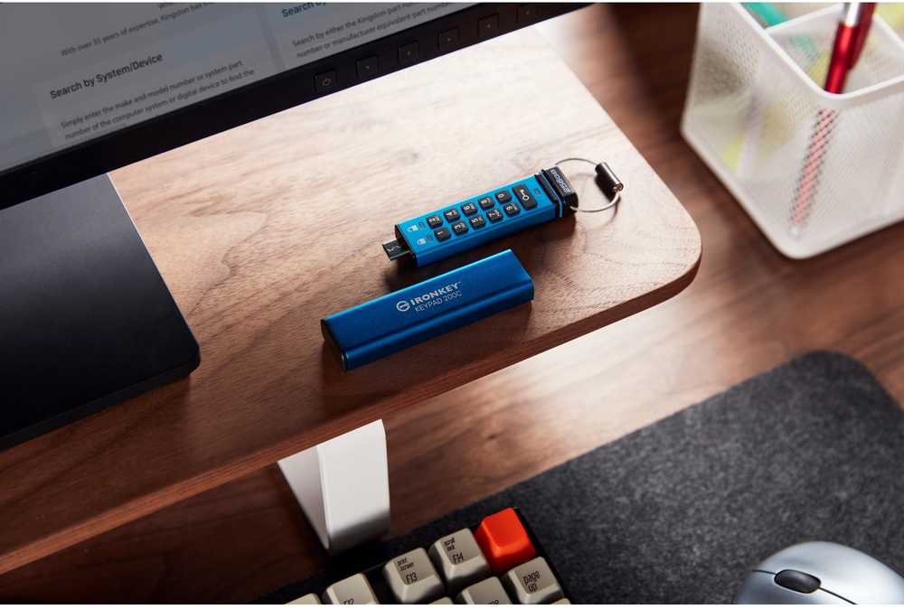 Kingston IronKey klaviatūra 200 256 GB USB-C AES Encrypted